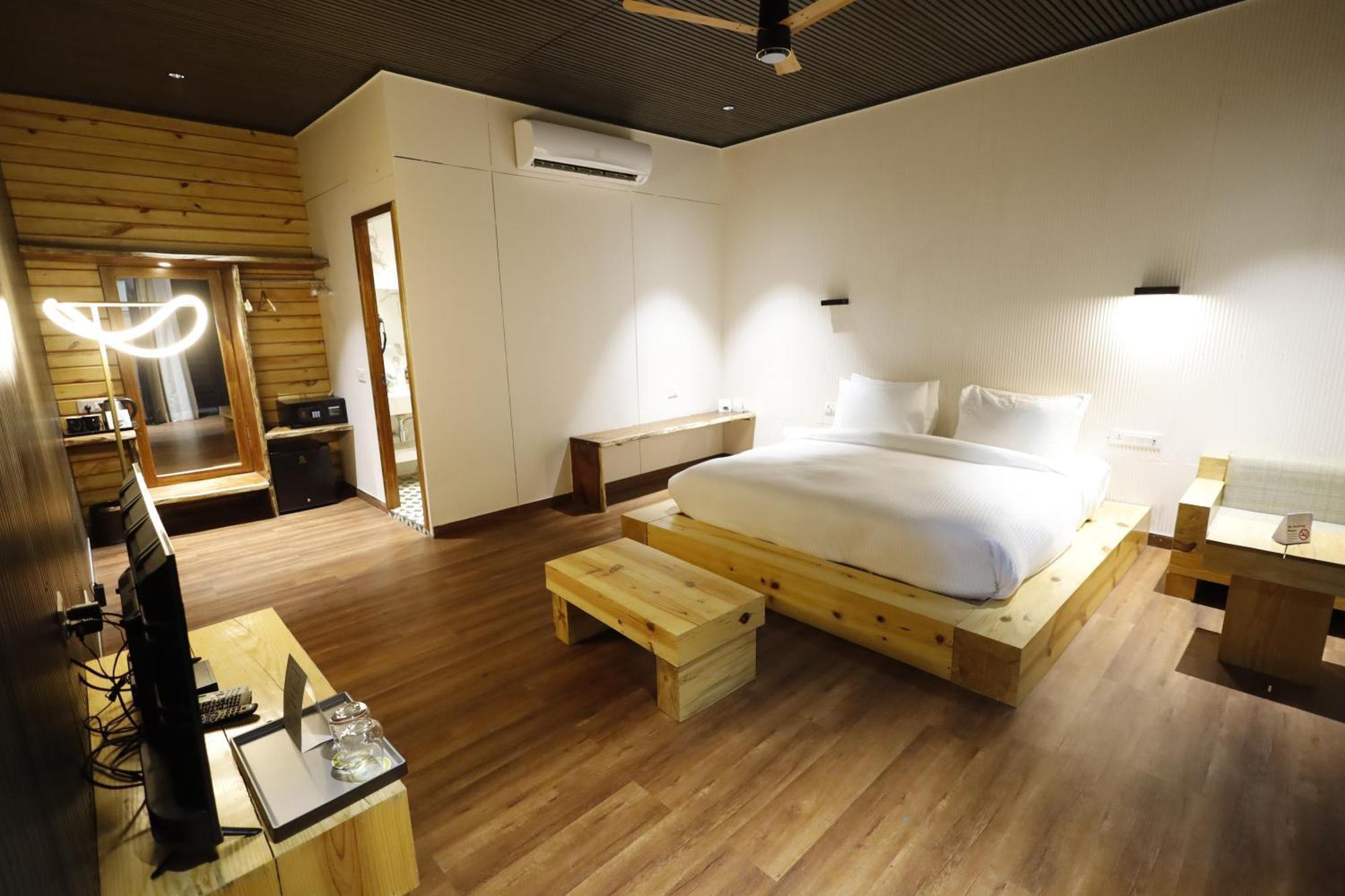 Welcomheritage Tarangi Ramganga Resort Marchula Exterior foto