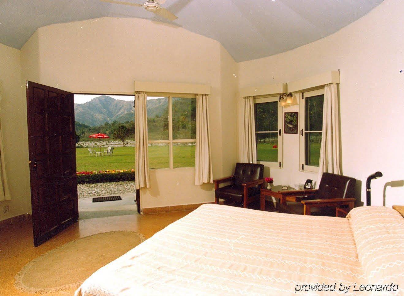 Welcomheritage Tarangi Ramganga Resort, Corbett Marchula Exterior foto